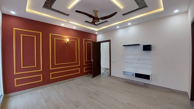 1 Kanal Brand New Fully Luxurious House For Sale in Sector C Bahria Town Lahore 34