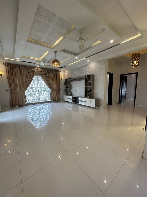 1 Kanal modern House For Sale available in Bahria Town Lahore 9