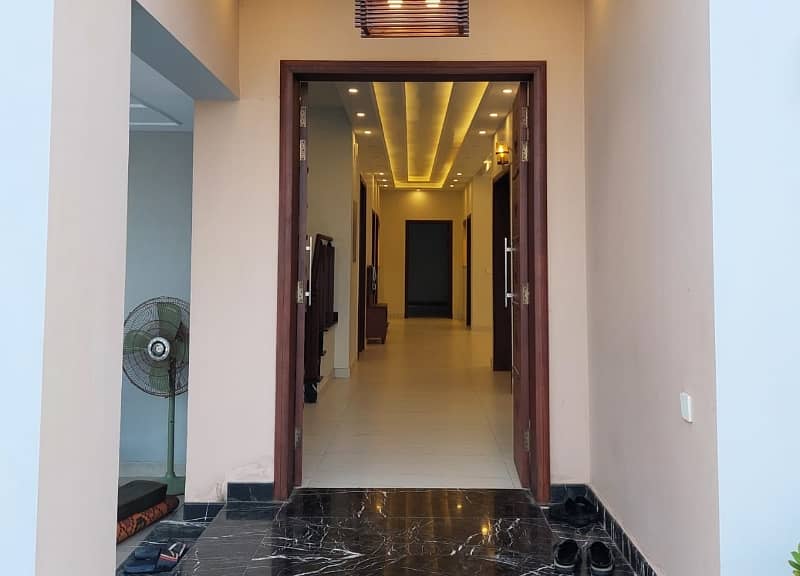 1 Kanal modern House For Sale available in Bahria Town Lahore 13