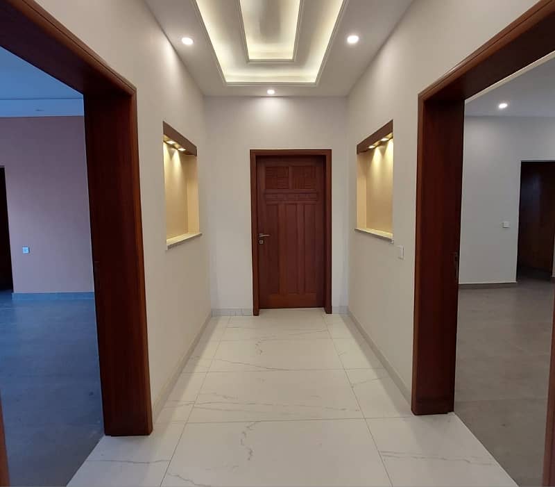 1 Kanal modern House For Sale available in Bahria Town Lahore 16