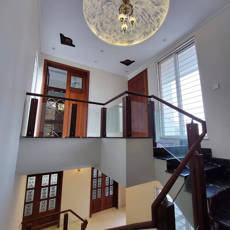 1 Kanal modern House For Sale available in Bahria Town Lahore 28