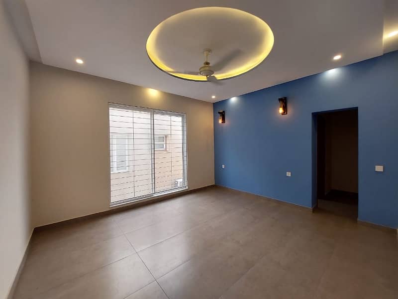 1 Kanal modern House For Sale available in Bahria Town Lahore 42