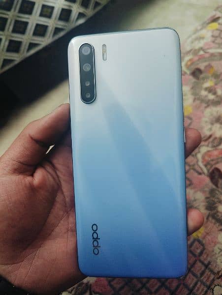 Oppo F15 0