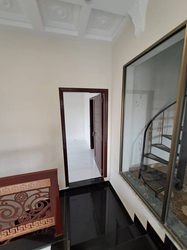 1kanal House For Sale In Bahria Town Lahore 8