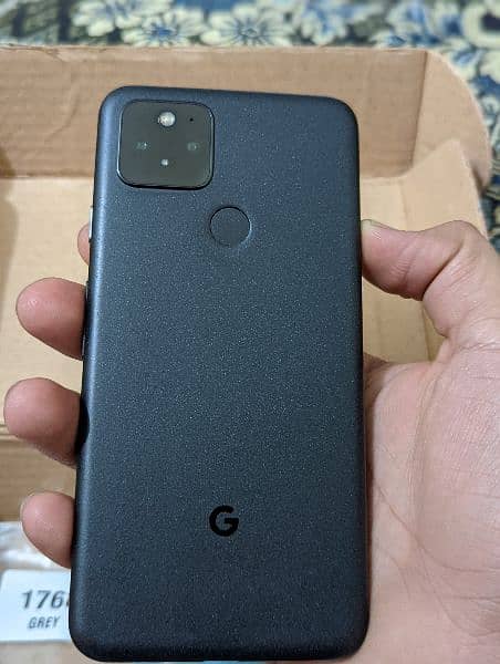 Google Pixel 5 (5G) >> (8/128GB) 6