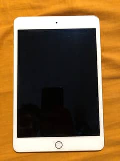 iPad mini 4 16gb with box