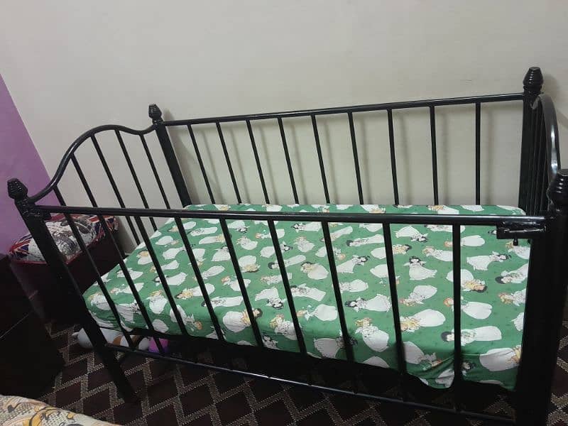 neat & clean . very Good condition with mattress 0