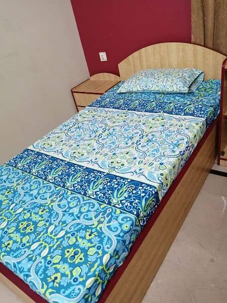 single bed 7