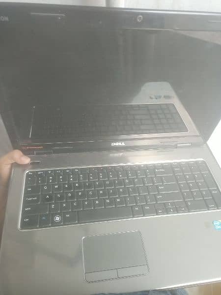 Dell core 1.5 first genration with big display 6 gb ram 600gb hard 2