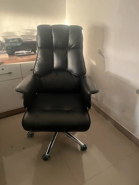 office furniture and glass cabin civic center phase4 bahria town rwp 13