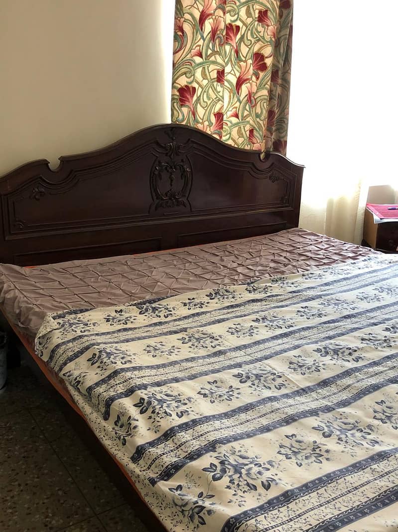Double bed king size 6