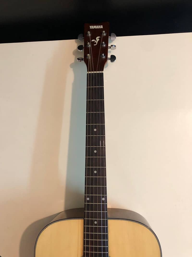guitar / acoustic guitar / guitar for sell 2