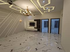 65 Fit Road Vip Brand New First Entery 7-1/2 Marla House Premium Leatest Modern Luxery Style Available For Sale In Johertown Phase 2 Lahore . Near Emporium Mall Double Storey Luxery House Sale By Fast Property Services With Original Pics