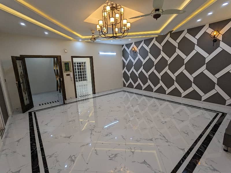 65 Fit Road Vip Brand New First Entery 7-1/2 Marla House Premium Leatest Modern Luxery Style Available For Sale In Johertown Phase 2 Lahore . Near Emporium Mall Double Storey Luxery House Sale By Fast Property Services With Original Pics 21