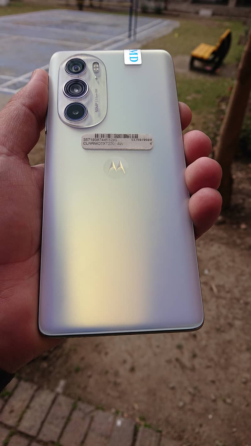 Motorola edge plus 5G (2022) 4