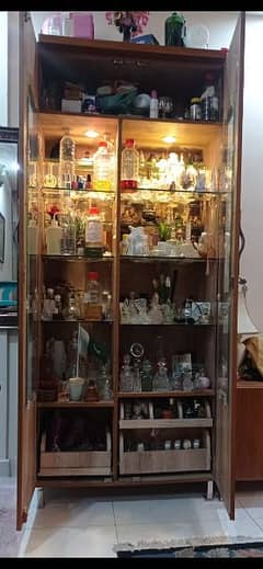Cupboard for decoration or perfumes etc