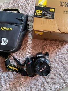 Nikon DSLR D3200 10/10 Condition