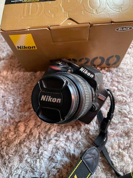 Nikon DSLR D3200 10/10 Condition 4