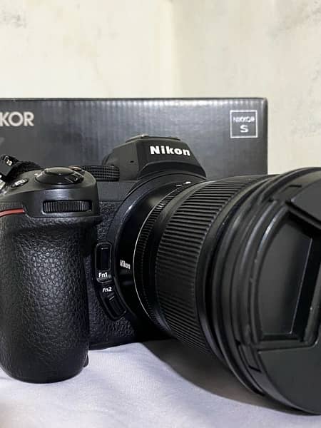 Nikon Z5 + 24-70mm F4 3