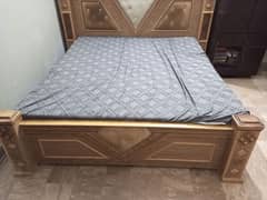 Double size bed with mattress 0