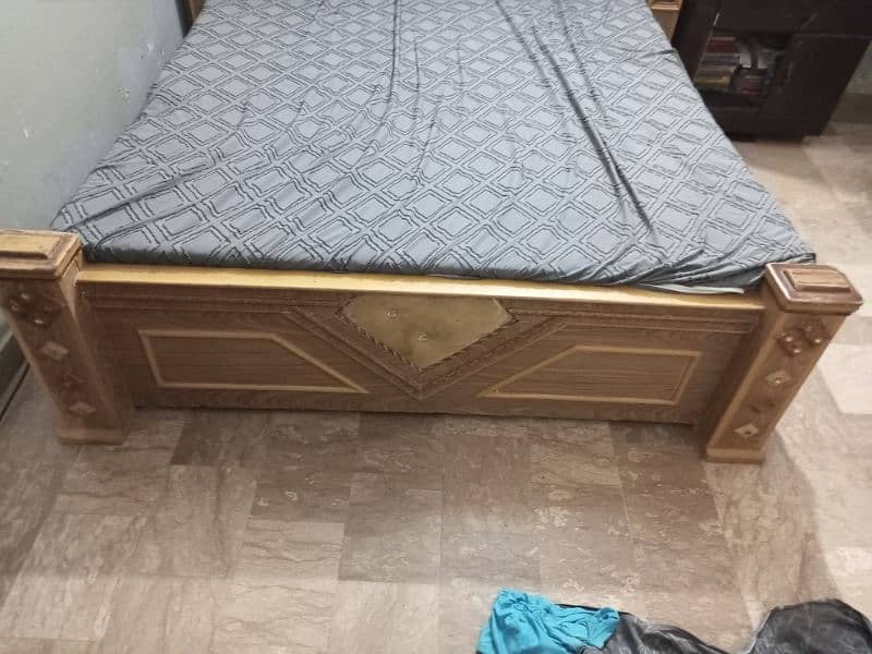 Double size bed with mattress 2