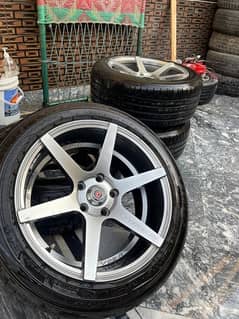 Dunlop 225/50/17 tyres 0