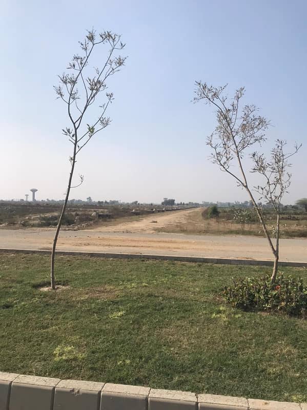 10 Marla Residential Plot For Sale At LDA City Phase 1, At Prime Location. 8