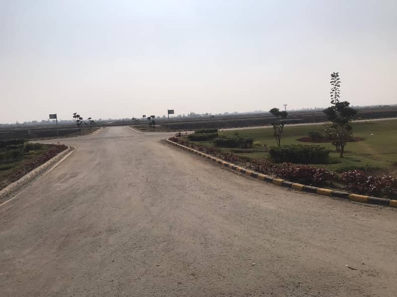 10 Marla Residential Plot For Sale At LDA City Phase 1, At Prime Location. 16