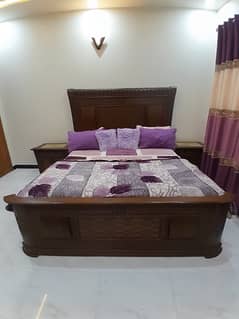 Bed set in new condition 0