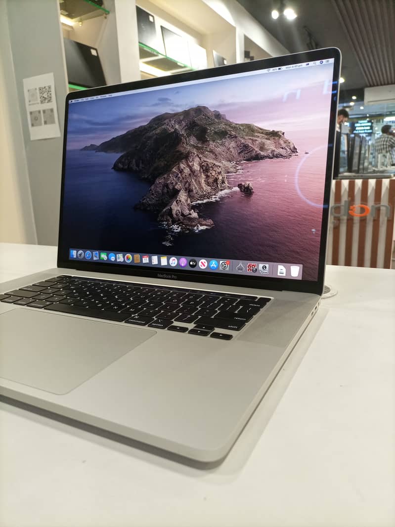 Apple MacBook Pro 2017 2018 2019 Core i5 i7 Laptop Imported Used 1