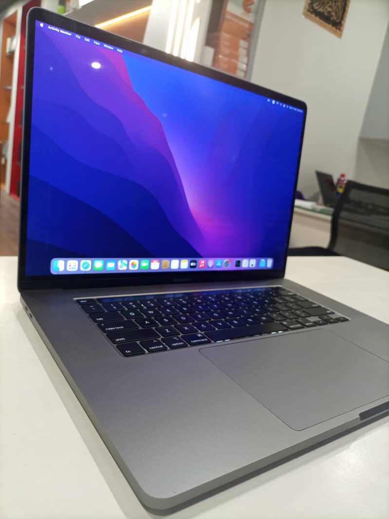 Apple MacBook Pro 2016 2017 2018 2019 Laptop Ci5 Ci7 Imported Used 8
