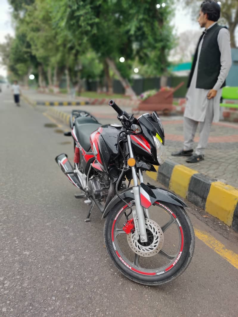 Honda cb150f Islamabad registration 6