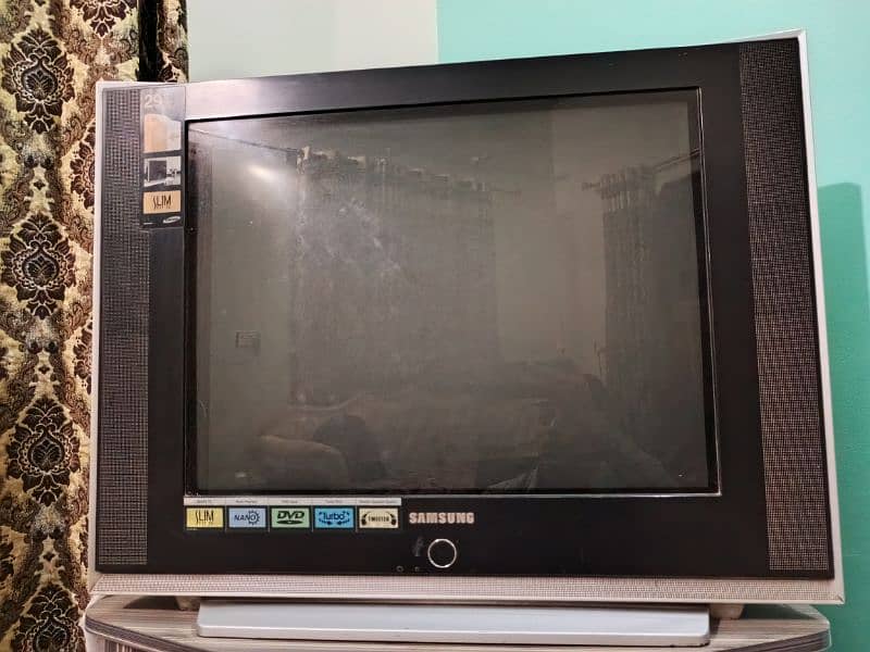Samsung 29 inch slim fit TV 2