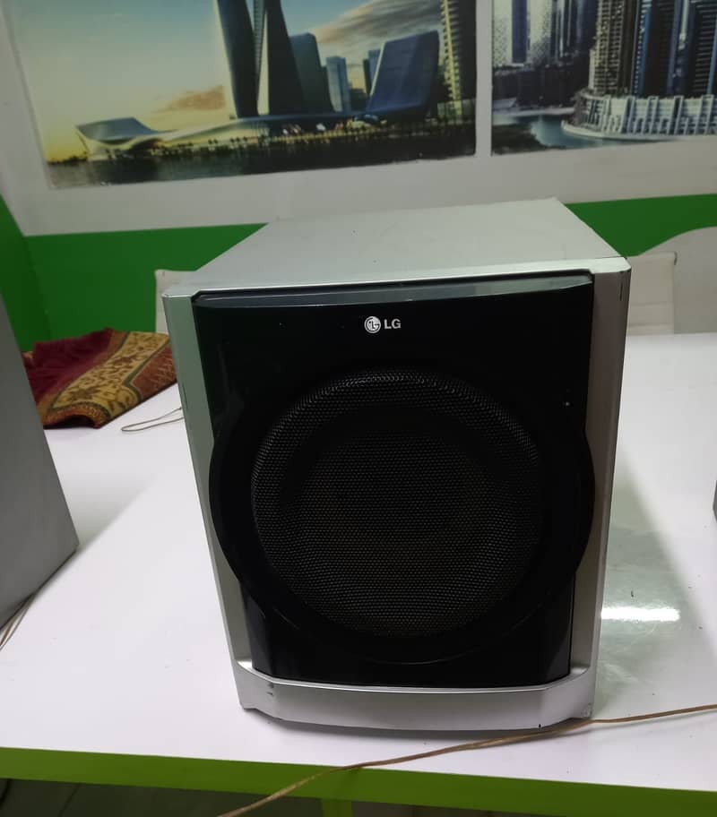 LG Imported Speakers 5.1 4