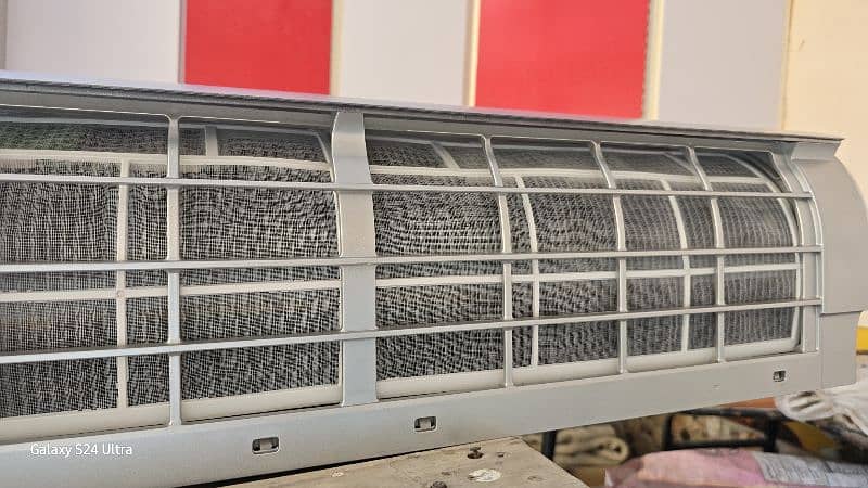 GREE AIR CONDITIONER 1.5 TON Firy Series 8
