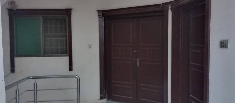 Prime Location 5 Marla Upper Portion In Only Rs. 20000 2