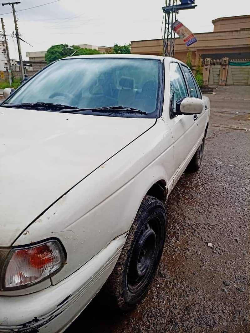Nissan Sunny imported 1991 in genuine condition 5