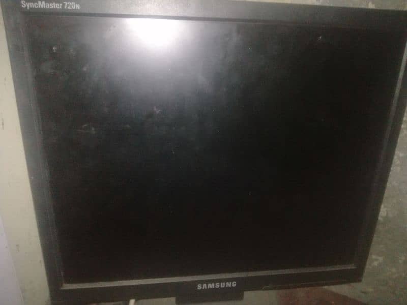 computer for sale dual core 2 pc with all accessories 4