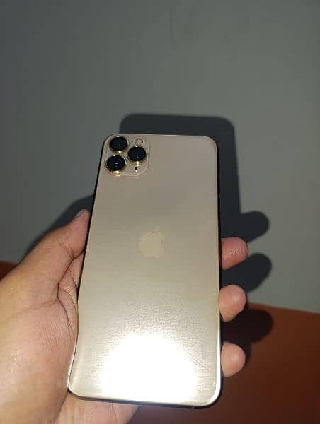 Iphone 11 pro max PTA approved 5