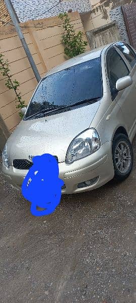 vitz 2003 [registered]2013 /1300cc  available in quetta air port road 2