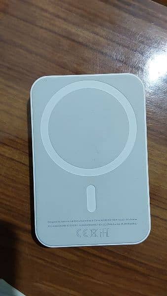 Magsafe Wireless Power bank For sell 1
