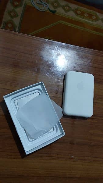 Magsafe Wireless Power bank For sell 5
