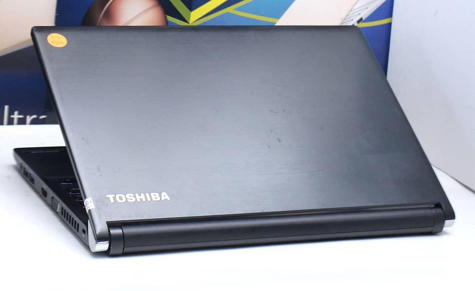 TOSHIBA PORTEGE R30-C CORE i5 GEN. 6th 8GB RAM 256GB SSD BACKLIGHT K 3