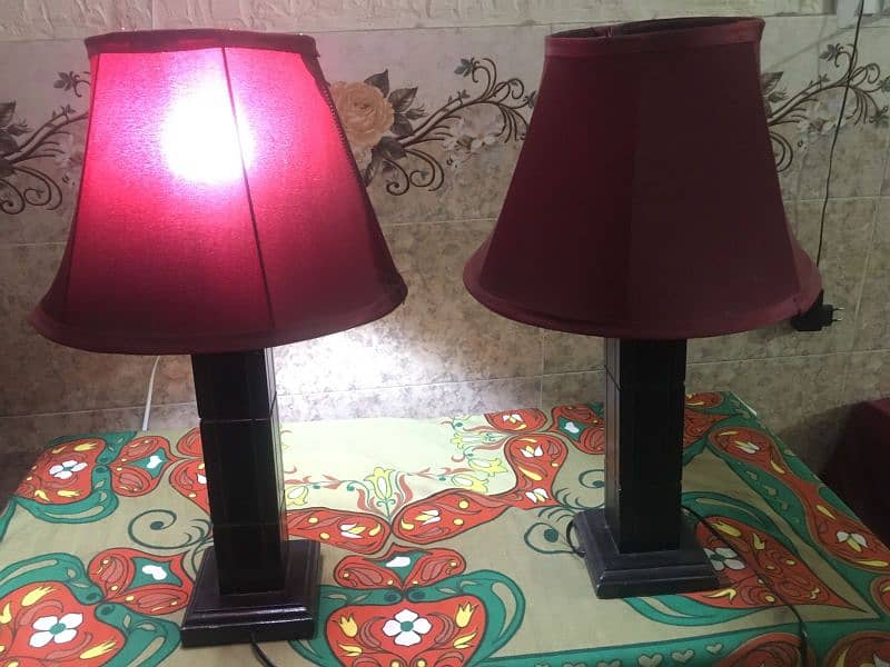 Urgent Sale Table Lamp 2