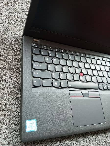 Lenovo Thinkpad x270 i5 6th Generation 8gb/256gb Backlit Like BoxPack 7
