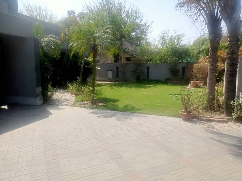 30 Marla Ideal Location Luxury House For Rent In A Block Model Town Lahore 2