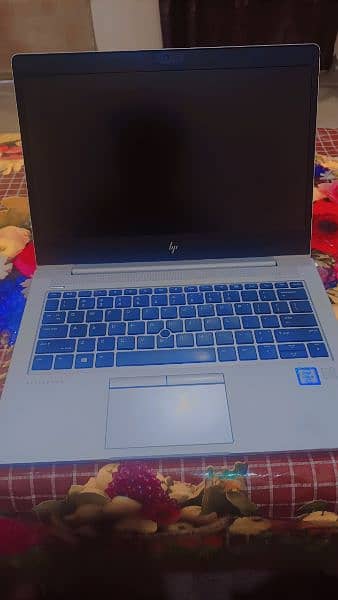 Core i5 ,8th Generation HP laptop Elitebook.       Model 830 G5 6