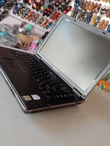 Getaway Laptop sale condition 10/9 2 GB RAM 160GB Hard disk 3