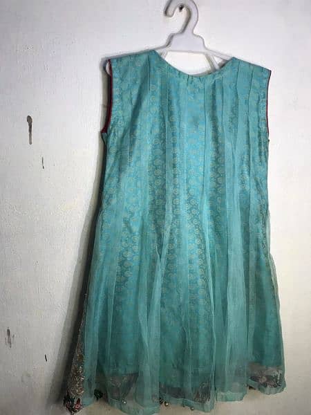 6 to 7 year old girls dress only one time worn 2