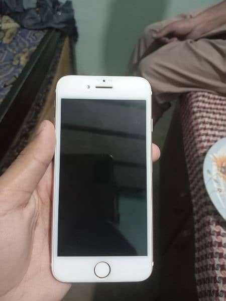 I phone 7 128 gb official pta approved 7